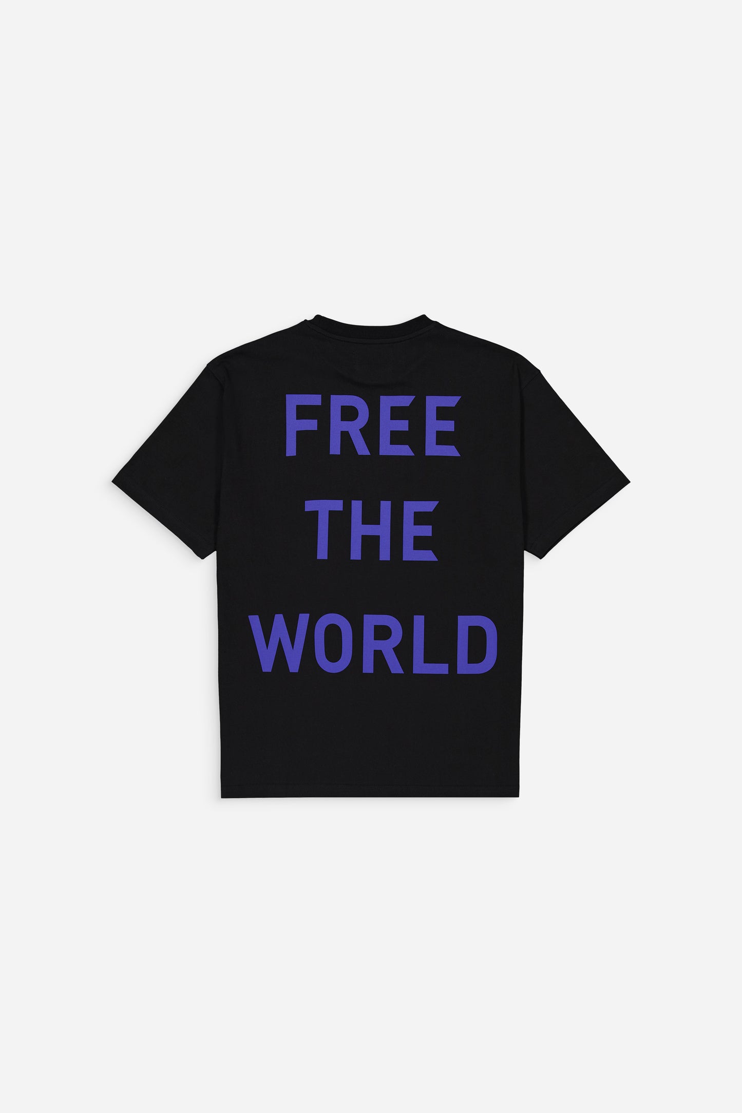 02 - T-shirt slogan | Free The World